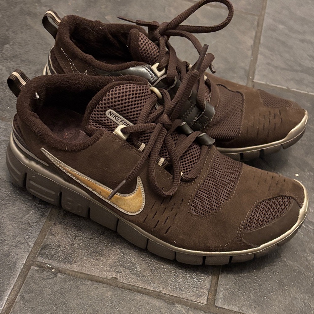 Nike Women’s Free Run 5.0 Brown Athletic Sneakers